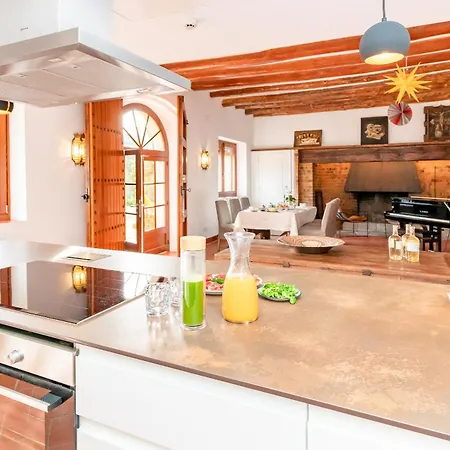Apartment Gallinero - Familienfreundliches In Katalanischer Masia Sant Iscle De Vallalta