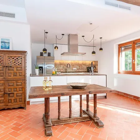 Apartment Gallinero - Familienfreundliches In Katalanischer Masia *